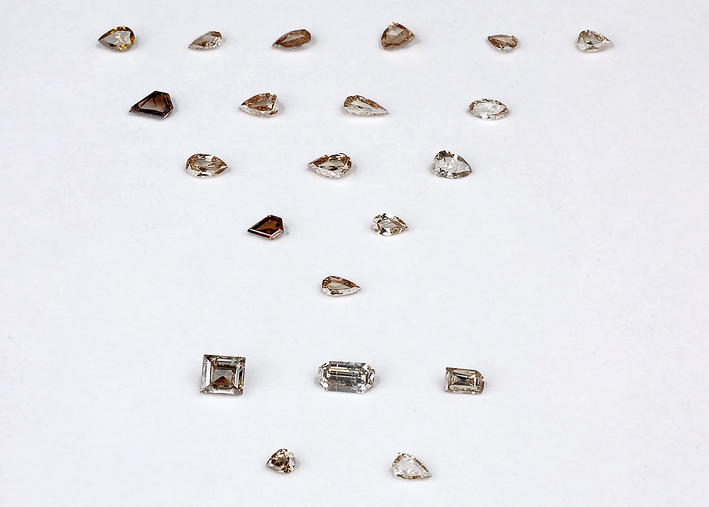 Champagne & Brown Diamonds · Example 4