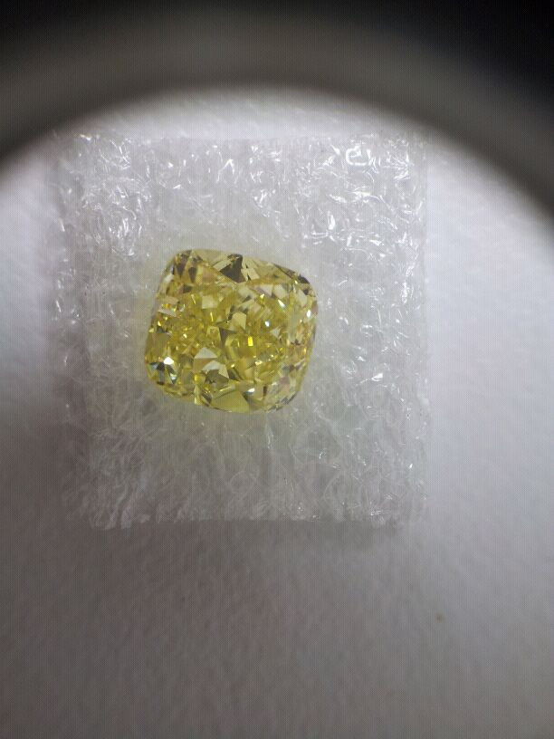 Natural Yellow Diamonds collection example